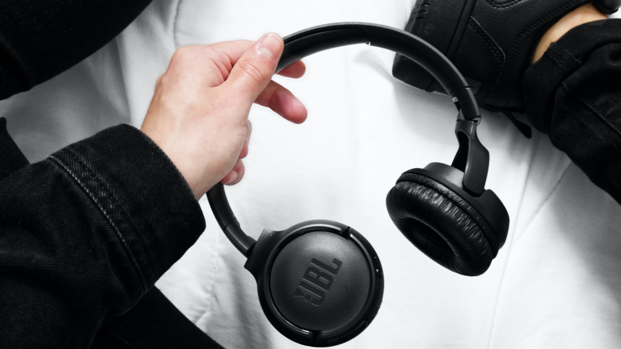 A Detailed Review of the JBL T450BT